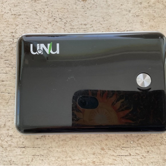 Unu Charging Bank 2USB - Picture 10 of 10